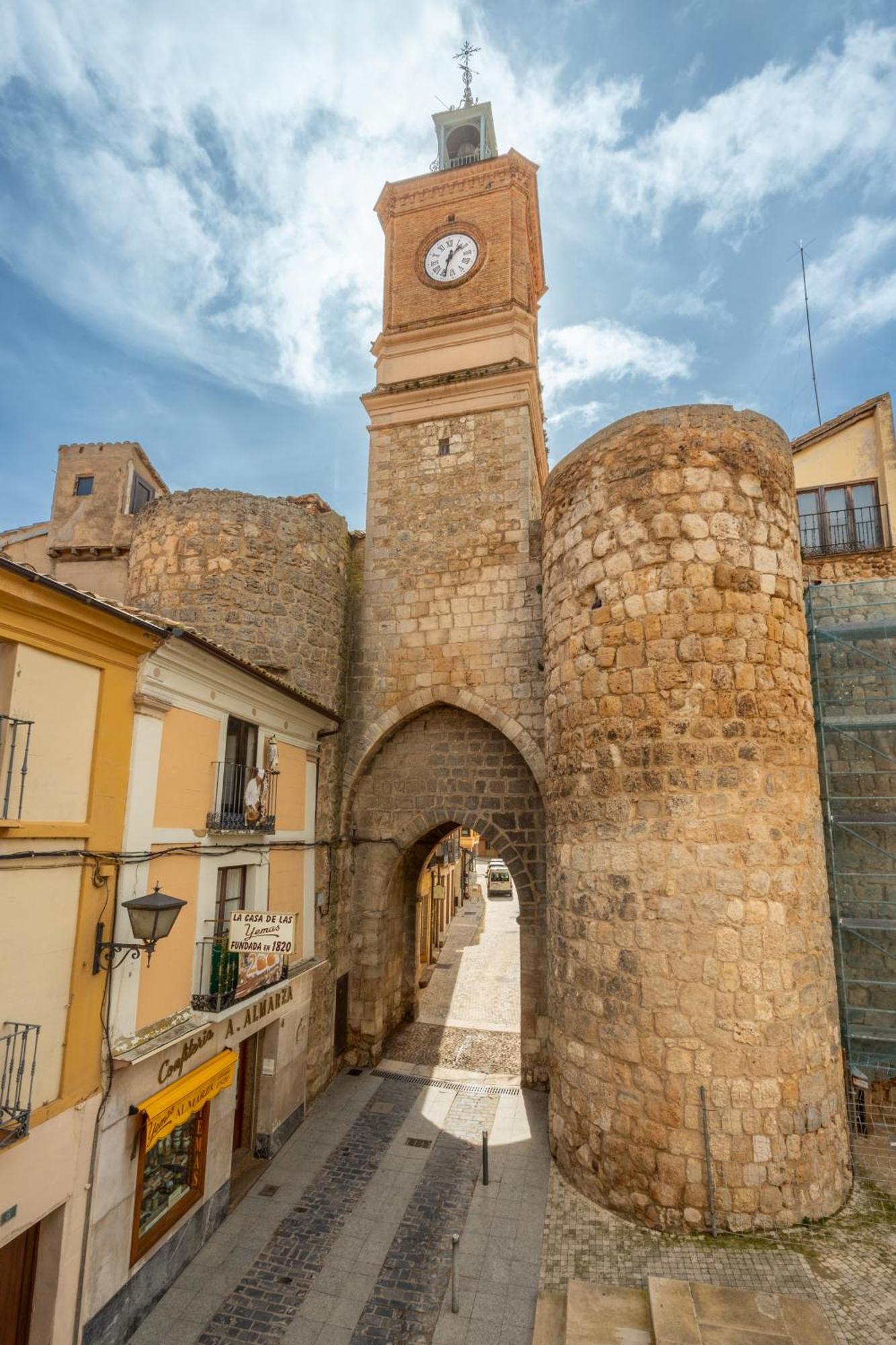 Hostal Sin Recep24H Puerta De La Villa - Pet Friendly & Restaurante Almazán Exteriér fotografie