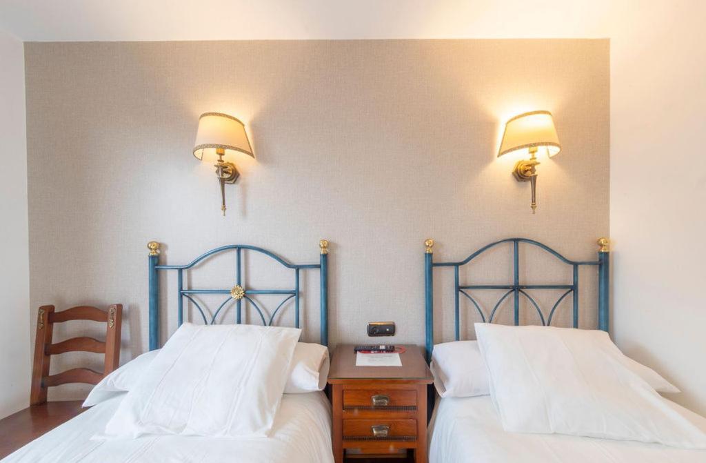 Hostal Sin Recep24H Puerta De La Villa - Pet Friendly & Restaurante Almazán Exteriér fotografie